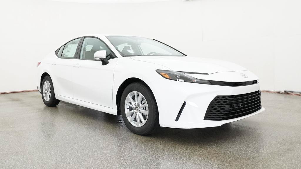New 2026 Toyota Camry LE FWD image 32
