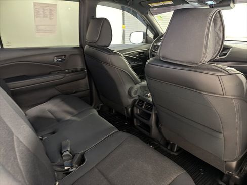 Used 2019 Honda Passport Sport image 26