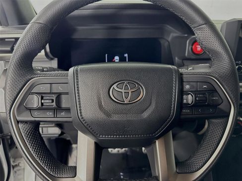 Used 2024 Toyota Tacoma TRD Sport image 16