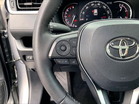 Used 2024 Toyota RAV4 XLE w/ Weather Package AWD/4WD image 18