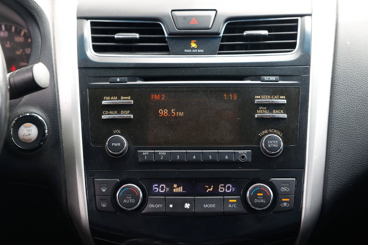 Used 2013 Nissan Altima 2.5 SL FWD image 32