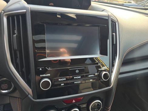 Used 2022 Subaru Crosstrek 2.0i Premium w/ Moonroof Package image 37