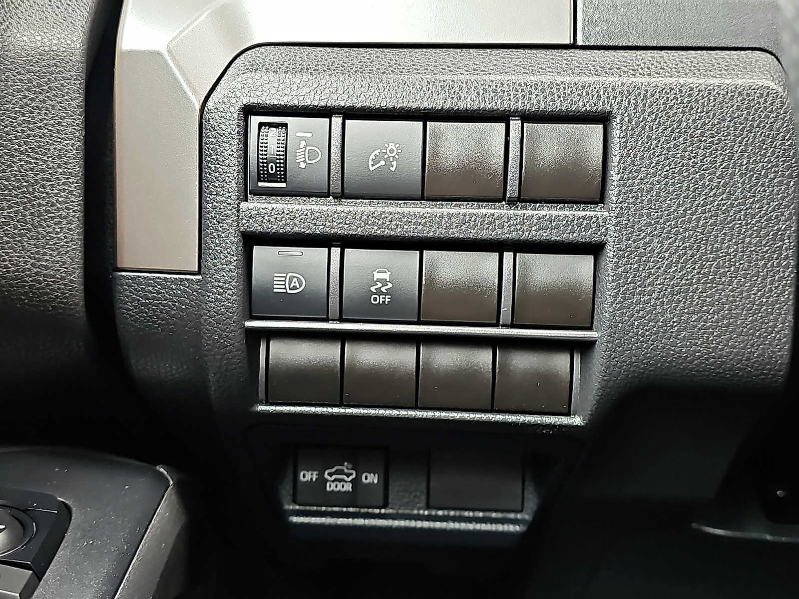Used 2024 Toyota Tacoma TRD Off-Road AWD/4WD image 26