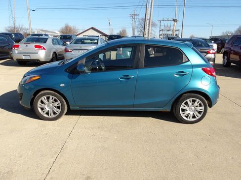 Used 2012 MAZDA MAZDA2 Sport image 6