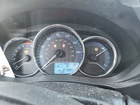 Used 2015 Toyota Corolla LE image 6