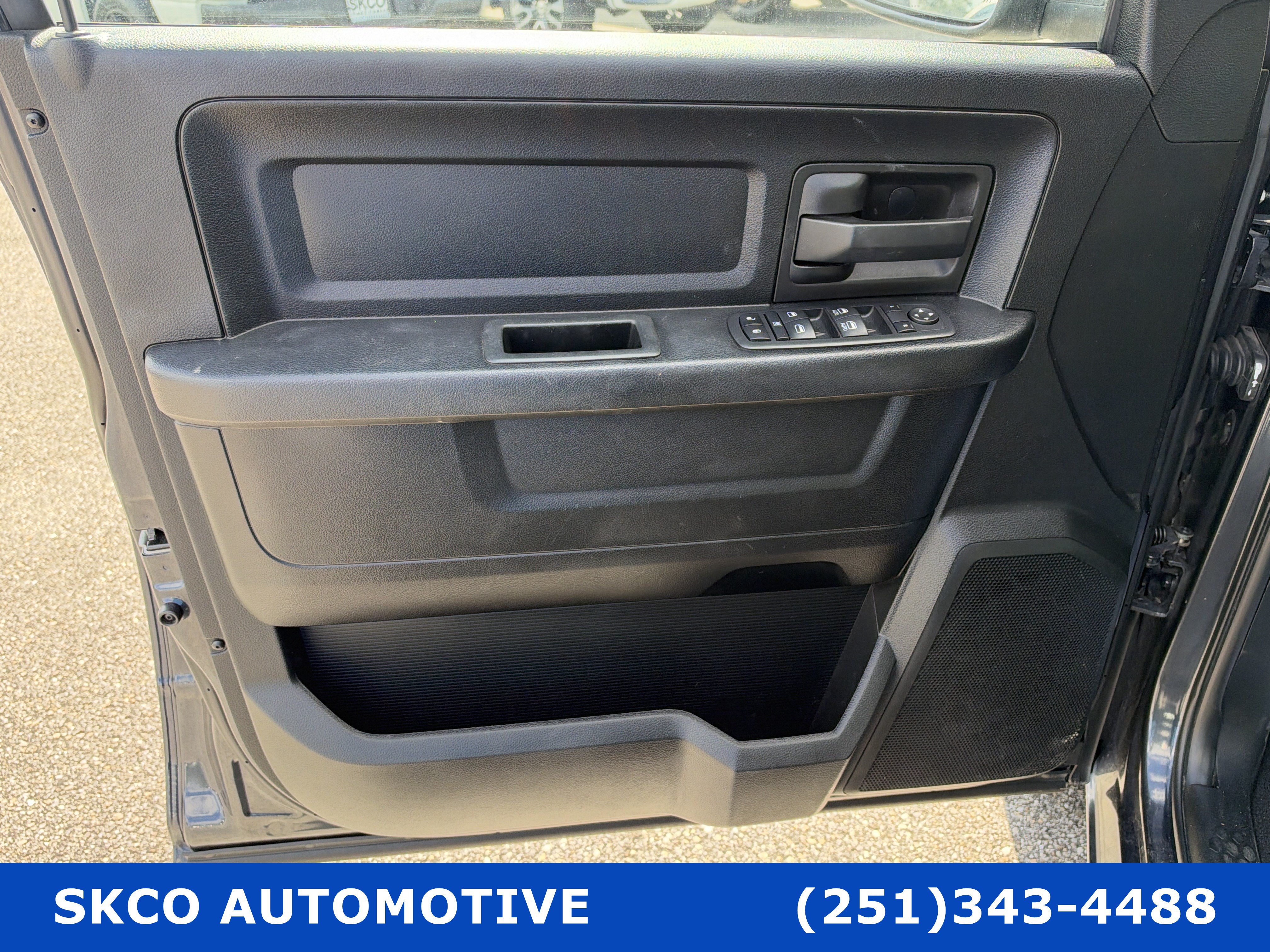 Used 2019 RAM 1500 Tradesman w/ Chrome Plus Package RWD image 12
