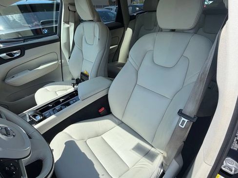 Certified 2023 Volvo XC60 B5 Plus w/ Climate Package AWD/4WD image 9