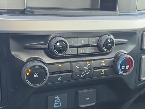 Certified 2024 Ford F250 XL w/ XL Off-Road Package image 18