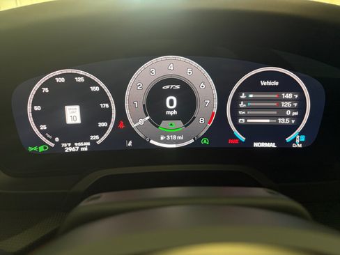Certified 2025 Porsche 911 Carrera GTS RWD image 39