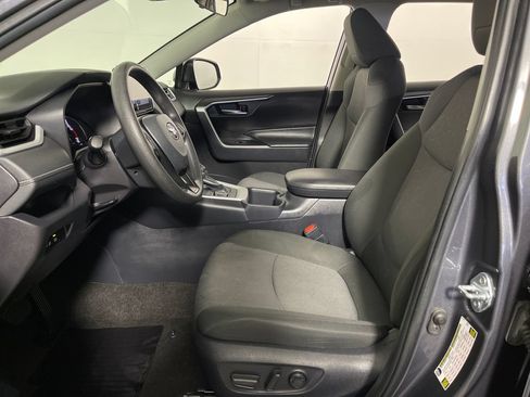 Certified 2025 Toyota RAV4 XLE AWD/4WD image 12