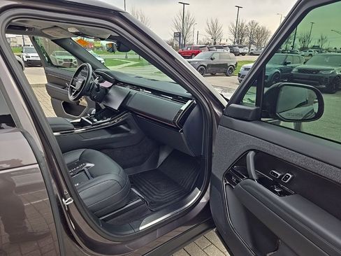 Certified 2024 Land Rover Range Rover Sport Dynamic SE image 20