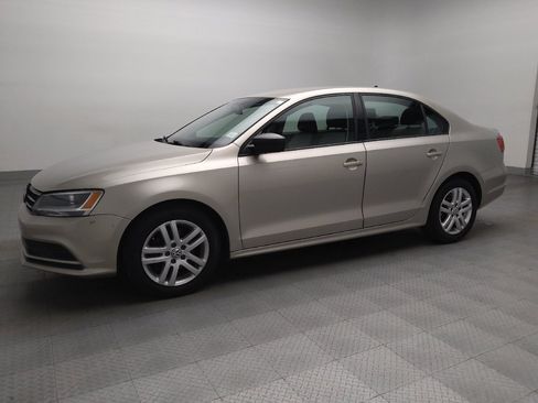 Used 2015 Volkswagen Jetta S w/ Welcome Package FWD image 2
