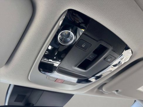 New 2026 Kia Sportage EX FWD image 30