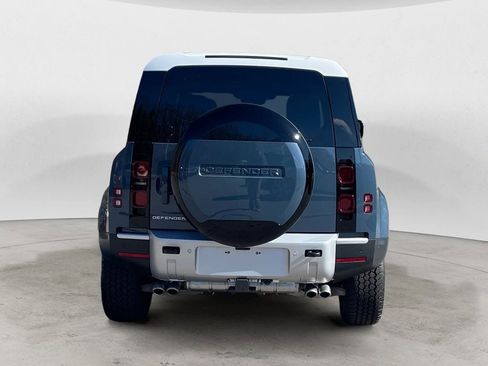 New 2024 Land Rover Defender 110 SE AWD/4WD image 4