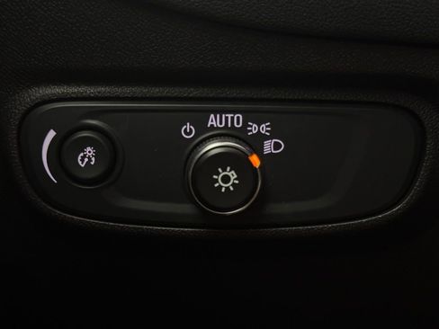 Used 2024 Chevrolet Equinox LT image 22