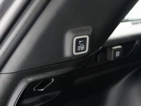 Used 2022 Jeep Grand Cherokee Altitude image 33