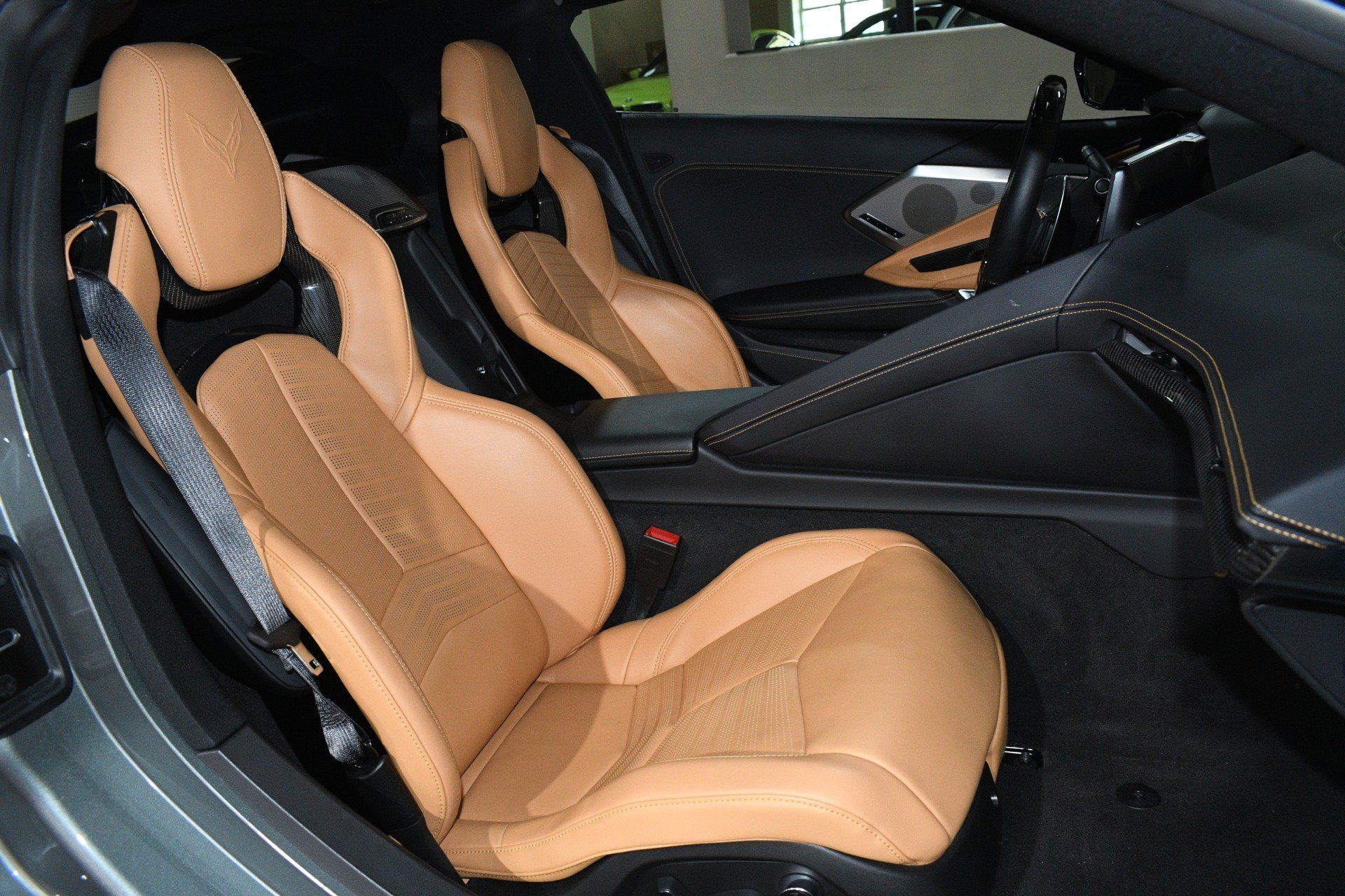 Used 2022 Chevrolet Corvette Stingray Preferred Cpe w/ Z51 Performance Package RWD image 8
