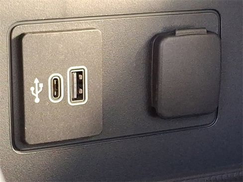 New 2026 Ford Explorer Active image 17