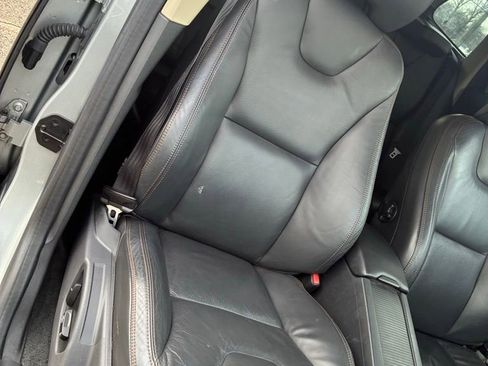 Used 2011 Volvo XC60 3.2 image 18