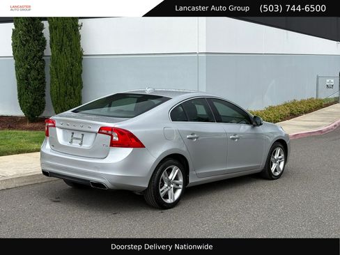 Used 2014 Volvo S60 T5 FWD image 6