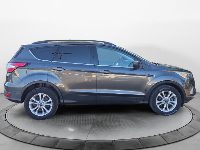 Used 2018 Ford Escape SE w/ SE Sync 3 Package FWD image 6
