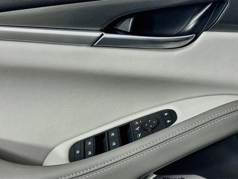 Certified 2027 INFINITI QX60 Luxe w/ Family Package FWD image 24
