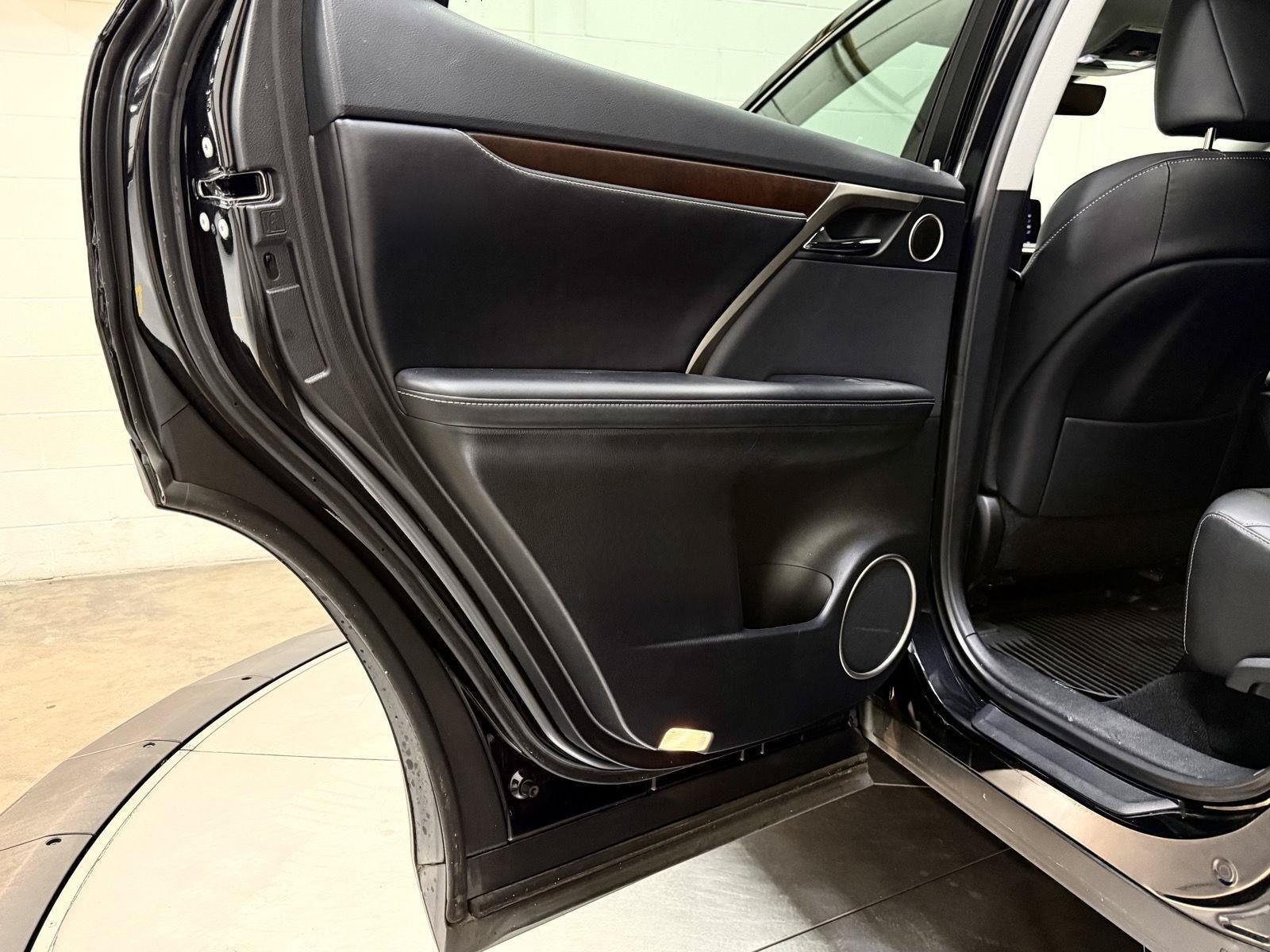Used 2020 Lexus RX 450h AWD w/ Premium Package image 16