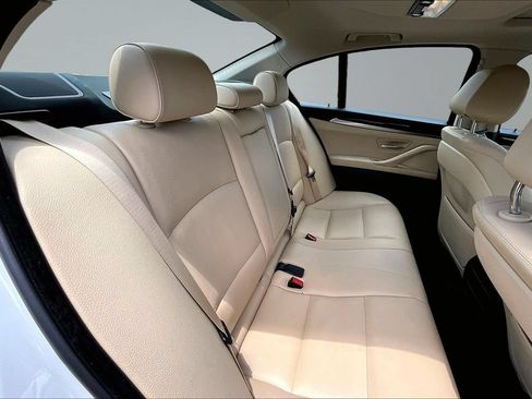 Used 2016 BMW 528i xDrive Sedan w/ Premium Package AWD/4WD image 14