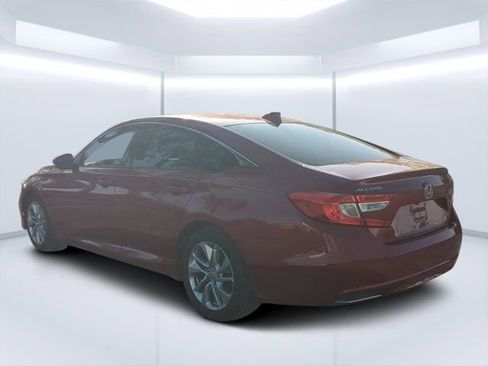 Used 2018 Honda Accord LX image 5