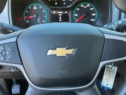 Used 2021 Chevrolet Colorado W/T w/ WT Convenience Package image 11