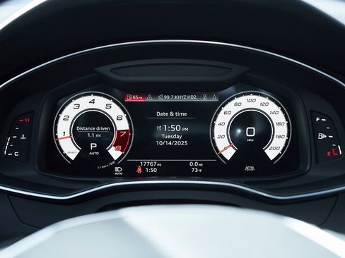 Used 2024 Audi RS 7 Performance w/ Black Optic Package image 66