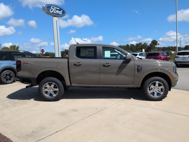 New 2026 Ford Ranger Lariat w/ FX4 Off-Road Package AWD/4WD image 3