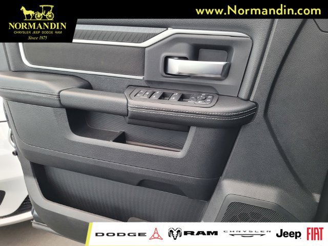 Used 2026 RAM 2500 Big Horn AWD/4WD image 15