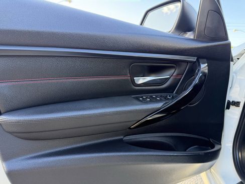 Used 2015 BMW 335i Sedan image 32