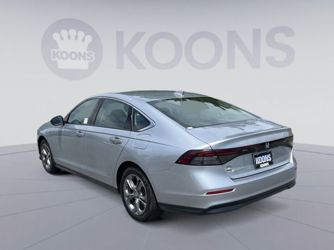 Used 2024 Honda Accord EX image 4