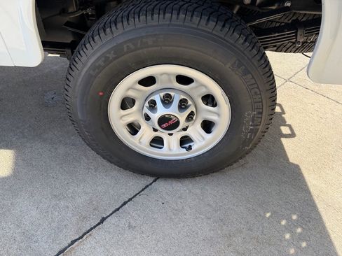 New 2026 GMC Sierra 3500 Pro w/ Convenience Package image 37