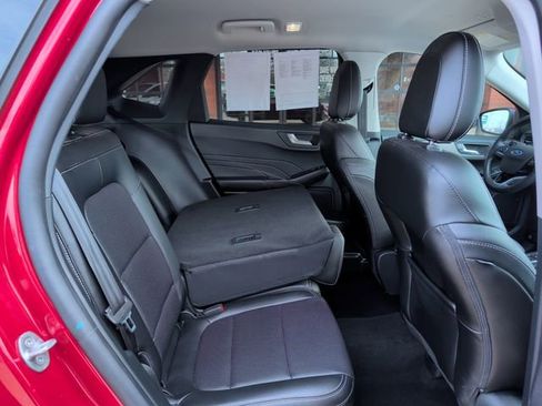 Used 2022 Ford Escape SEL w/ Technology Package image 29