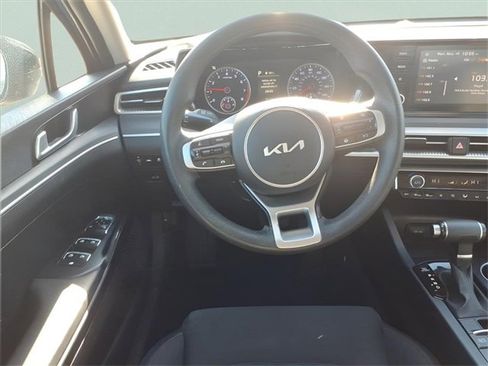 Used 2023 Kia K5 LXS image 5