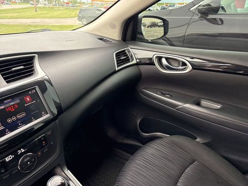 Used 2019 Nissan Sentra SV FWD image 15