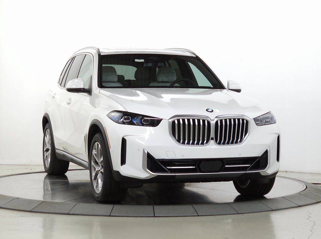 Used 2026 BMW X5 xDrive40i w/ Climate Comfort Package AWD/4WD image 1