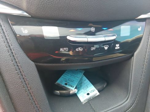 Used 2023 Cadillac XT5 Premium Luxury FWD image 23
