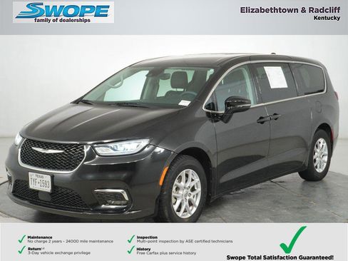 Certified 2024 Chrysler Pacifica Touring-L image 7