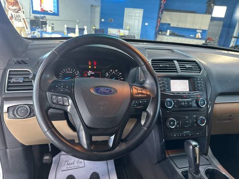 Used 2016 Ford Explorer 4WD image 30