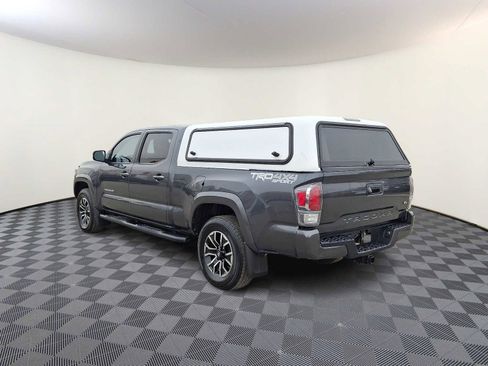 Certified 2022 Toyota Tacoma TRD Sport image 9