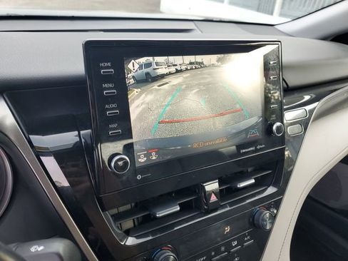 Used 2021 Toyota Camry XSE image 21
