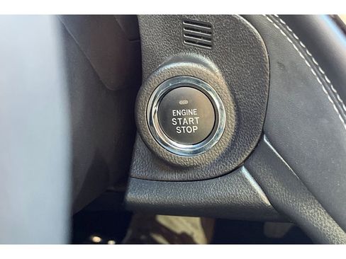 Used 2025 Subaru Outback Limited image 32