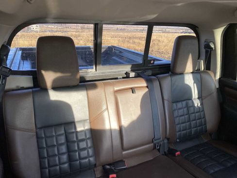 Used 2018 Nissan Titan Platinum Reserve w/ Platinum Utility Package image 16
