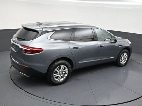 Used 2021 Buick Enclave Essence w/ Sound and Sites Package image 16