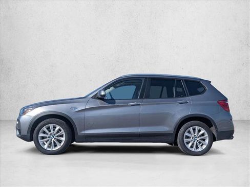Used 2017 BMW X3 sDrive28i image 9