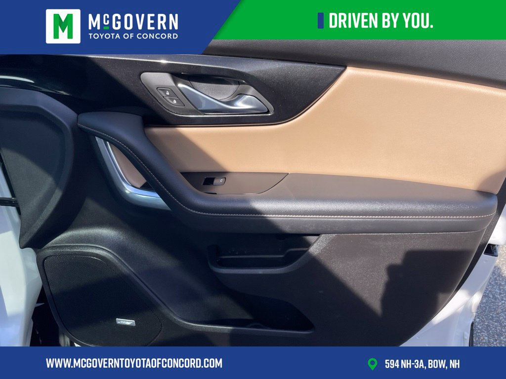 Used 2024 Chevrolet Blazer Premier w/ Driver Confidence II Package AWD/4WD image 39